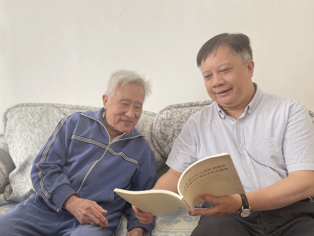 深情问候 暖心关怀——走访慰问离休老同志